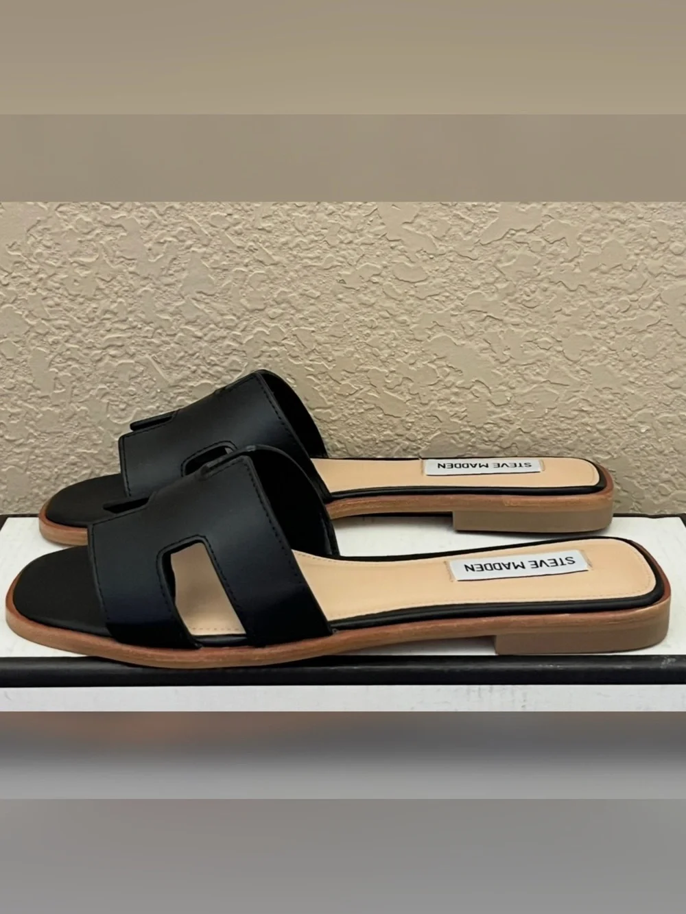 Steve Madden Hadyn Women’s Black Color Sandals Size-6.5